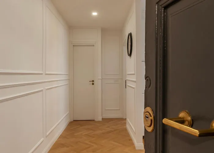 Toscana 2bis - Fromhometorome Apartment